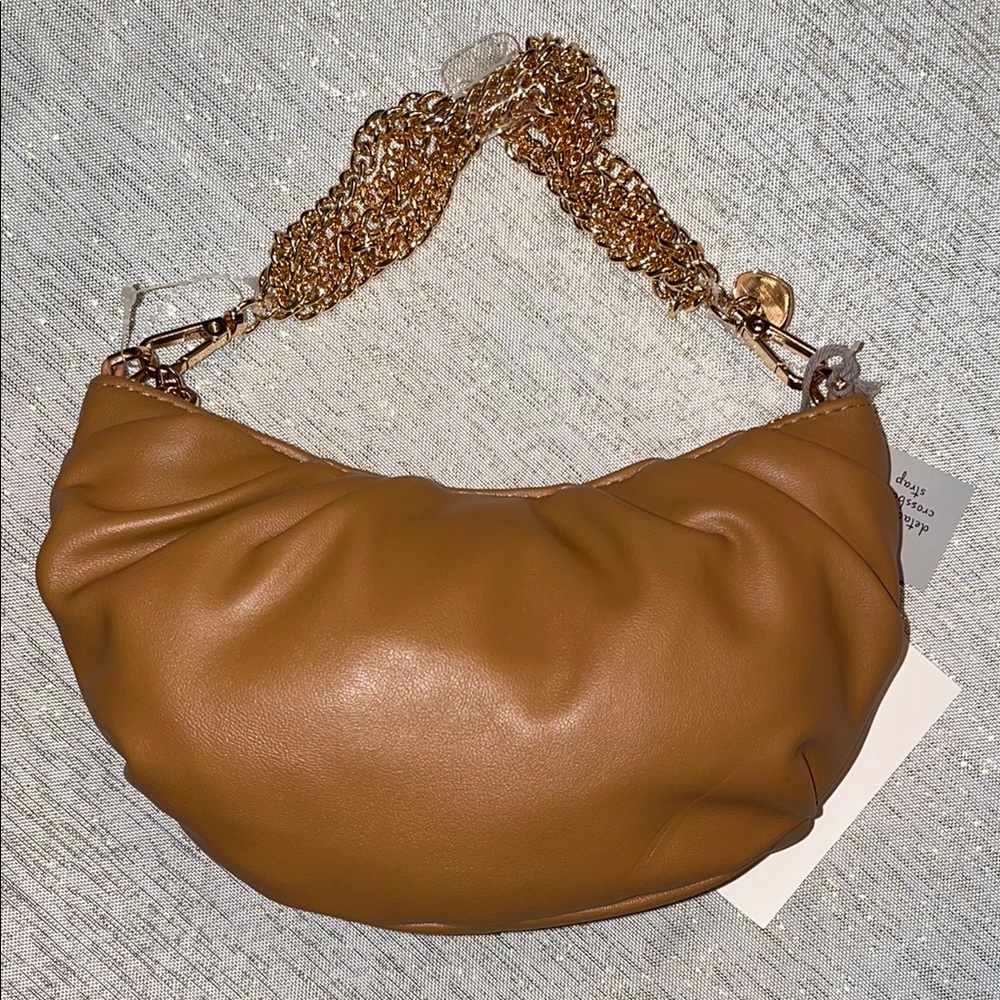 Elegant Vegan Tan Leather Women's Bag with Gold Chain